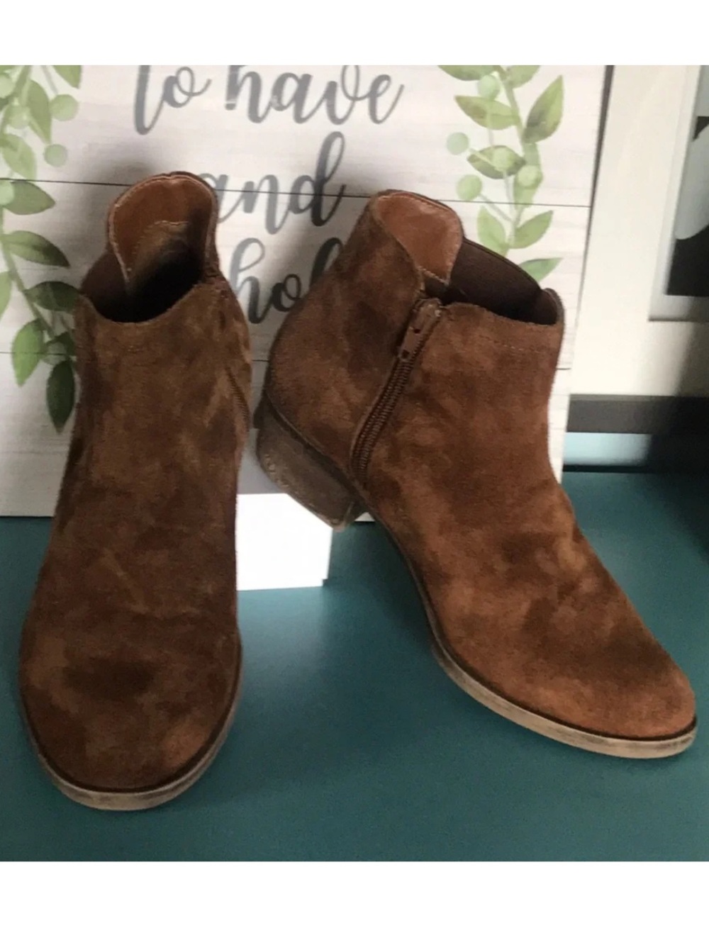 Kenzie Garry brown suede ankle boots sz 6.5
